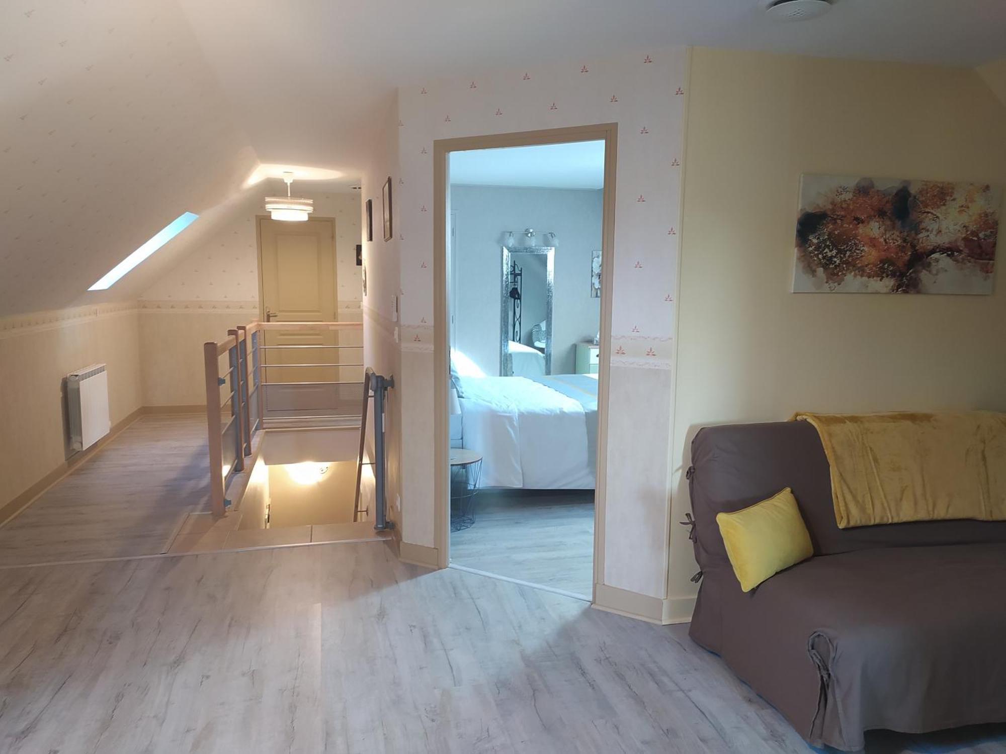Des Roux Et Des Pious Suite De 35 A 60 M2 Et 3 Chambres Pour Groupe De 2 A 6 Personnes Civray-de-Touraine Kültér fotó