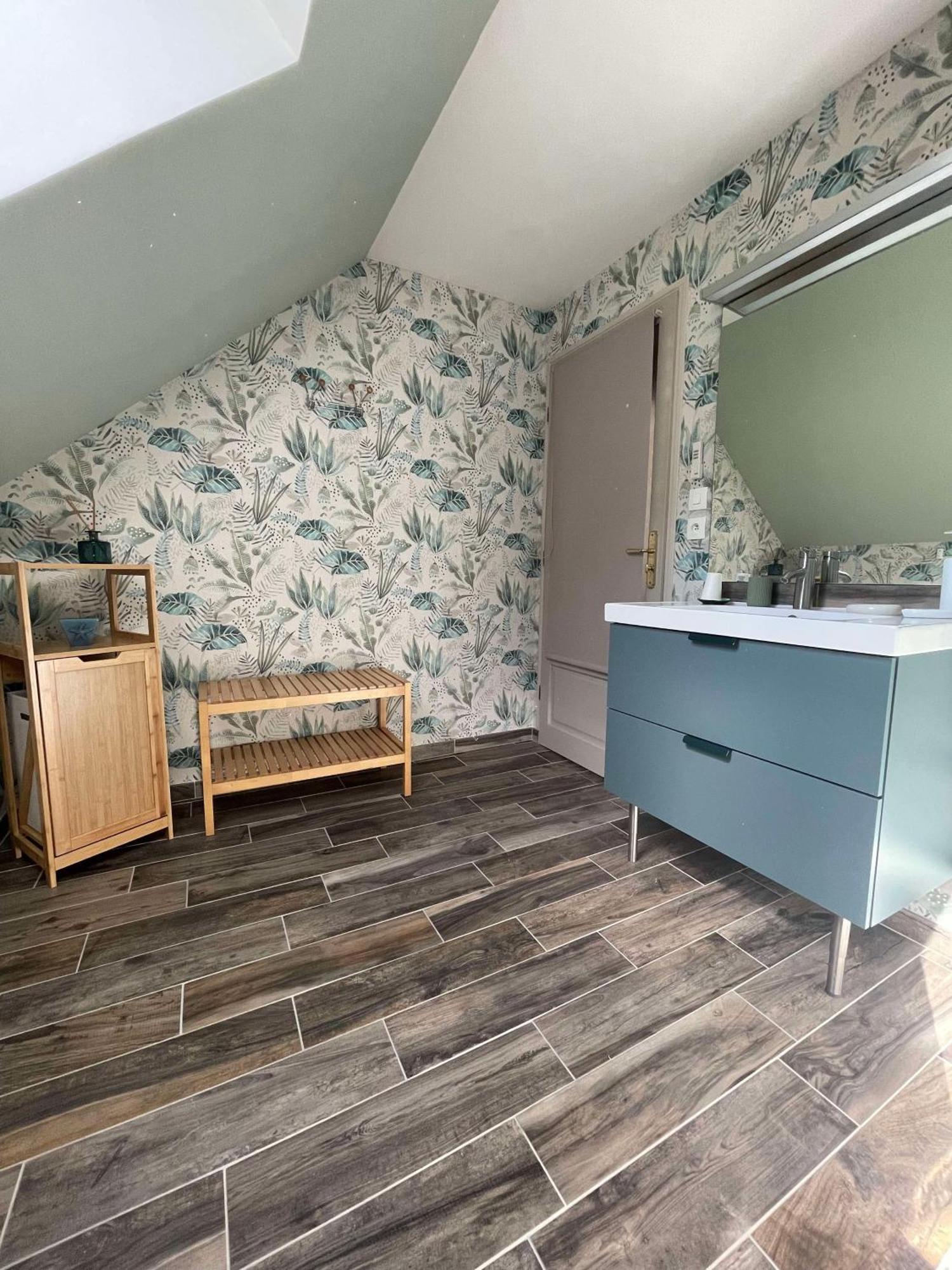 Des Roux Et Des Pious Suite De 35 A 60 M2 Et 3 Chambres Pour Groupe De 2 A 6 Personnes Civray-de-Touraine Kültér fotó
